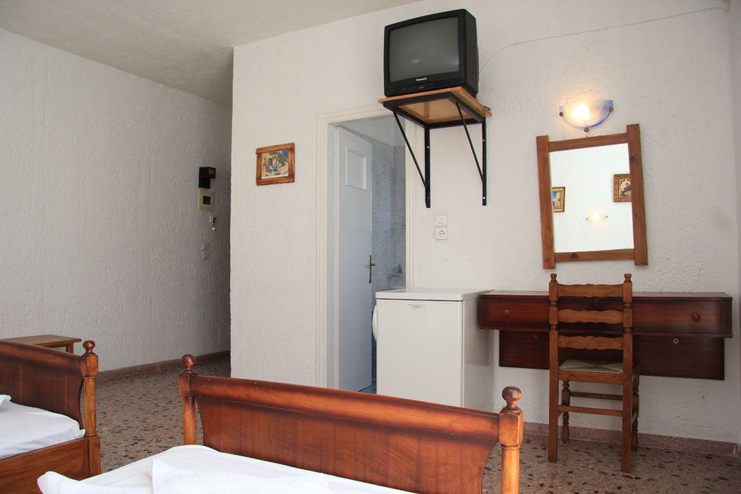 פריסה Santa Irini Hotel מראה חיצוני תמונה