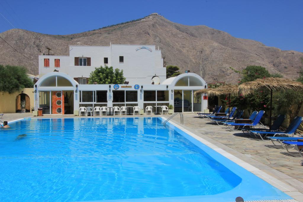 פריסה Santa Irini Hotel מראה חיצוני תמונה