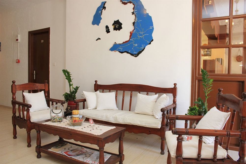 פריסה Santa Irini Hotel מראה חיצוני תמונה
