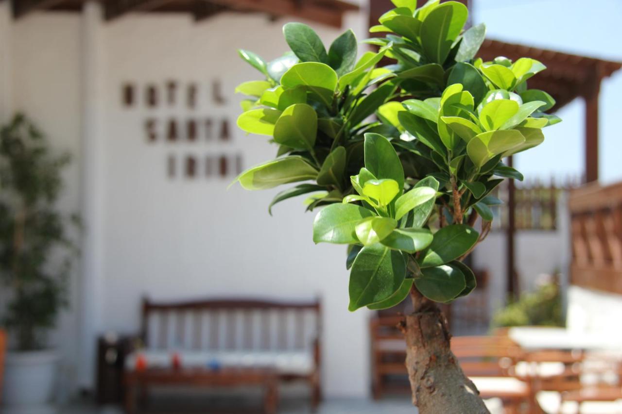 פריסה Santa Irini Hotel מראה חיצוני תמונה
